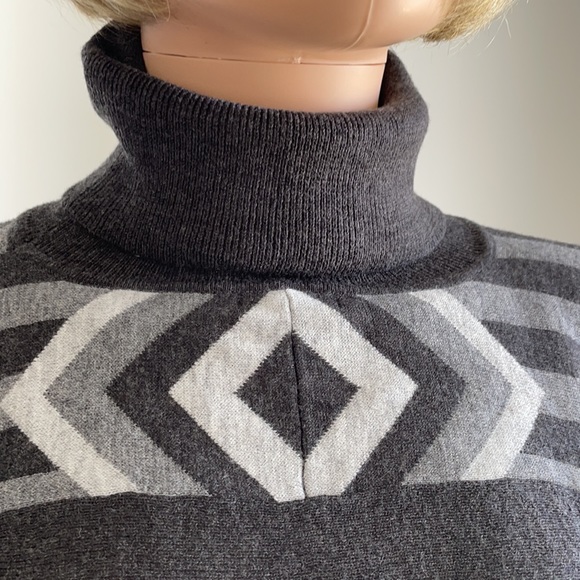 BNWT SPLENDID GREY PONCHO - Picture 5 of 6